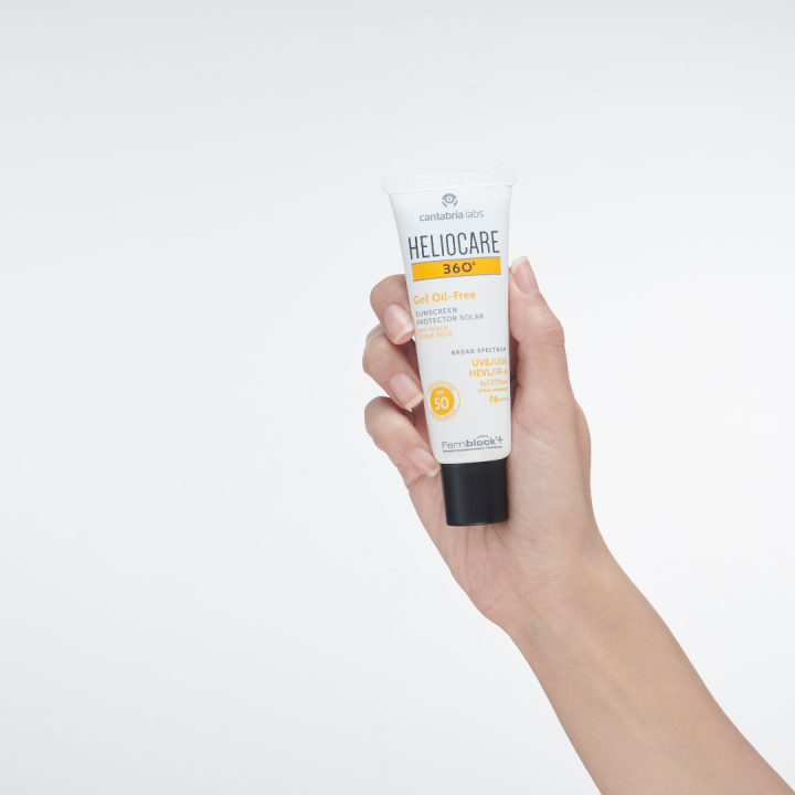 Comprar Heliocare 360 Gel Oil free SPF 50+ 50ml al mejor precio - Farm