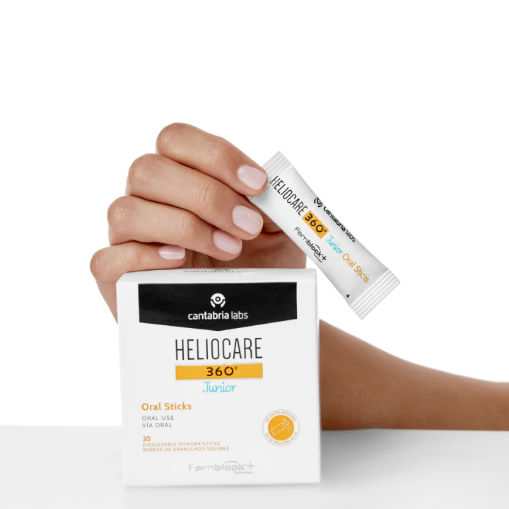 Comprar Heliocare 360 Junior Oral Sticks 20 sobres al mejor precio - F