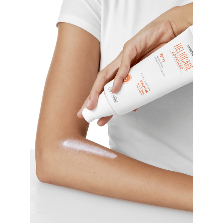 Comprar Heliocare Advanced Spray SPF 50 200ml al mejor precio - Farmac